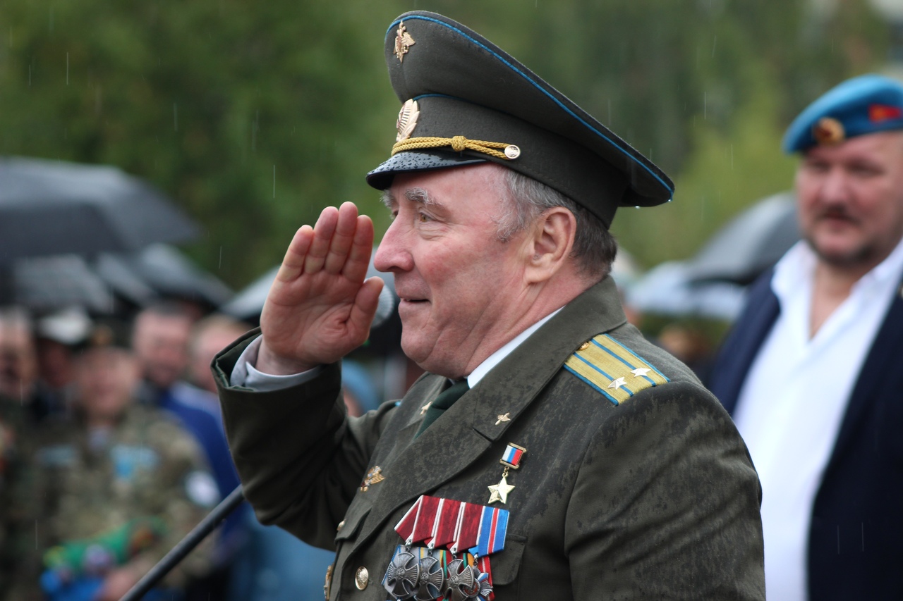 Долгожданная встреча с подполковником Чухванцевым Валерием Николаевичем.